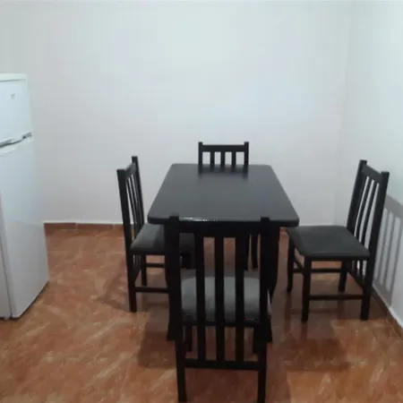 21 Dhjetori Apartment Tirana